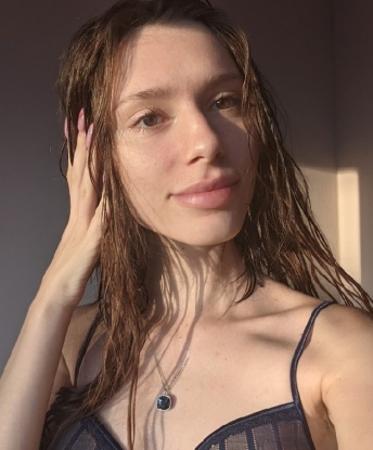Арина, 27 лет, 2 размер груди